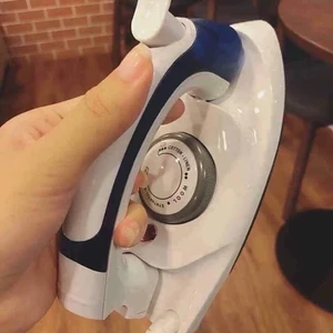 Bàn là mini du lịch 199k
