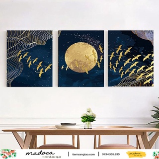 Tranh tô màu 40x50cm có khung Bộ 3 Én vàng và Trăng T566
