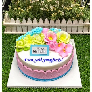 khuôn viền trái tim