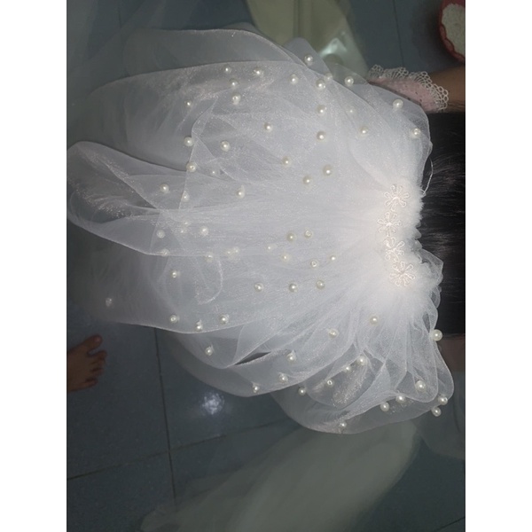 von 2 tầng phồng có đính hạt trai phía trên, chiều dài 85cm
