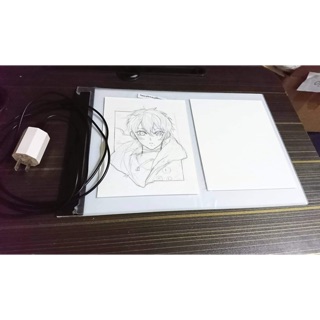 Bảng sáng / Bảng hắt sáng chỉnh được độ sáng để vẽ, đi nét size a4, a5