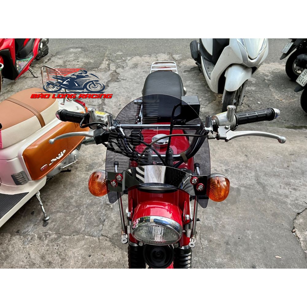 Kiếng Chắn Gió Đa Năng gắn 67 68 69 72 CD CL màu Xám Khói hàng THÁI chất lượng giá Tốt cho xe máy