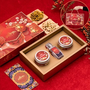 Hộp quà tặng 8/3 nhụy hoa nghệ tây Saffron Việt Nam 1Gr saffron với trà hoa (cao cấp)