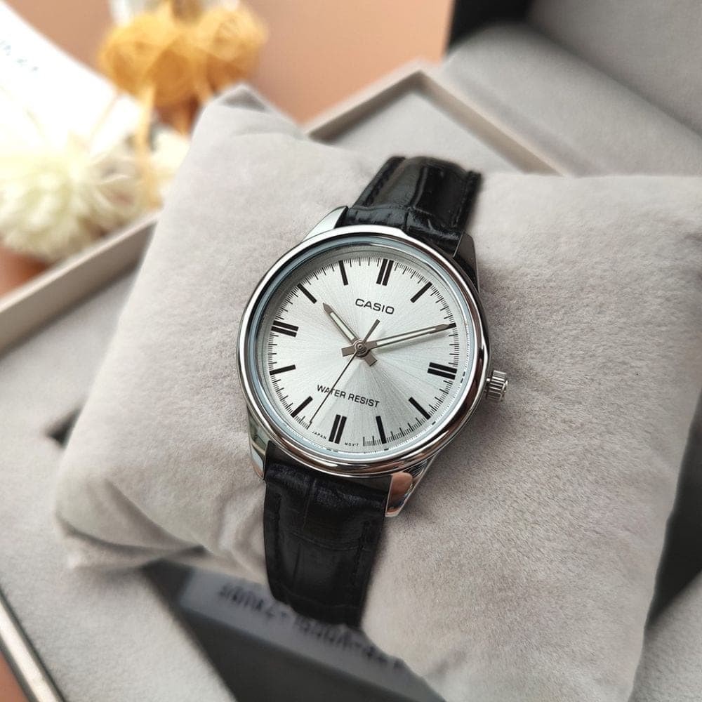 Đồng Hồ Casio Nữ Dây Da STANDARD LTP-V005L-7AUDF chính hãng | BigBuy360 - bigbuy360.vn
