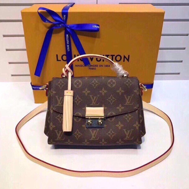Túi xách nữ Louis Vuitton chính hãng