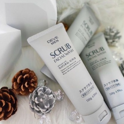 Sữa Rửa Mặt Tẩy Tế Bào Chết Dành Cho Nam Deve Men Hạt Scrub (130g)
