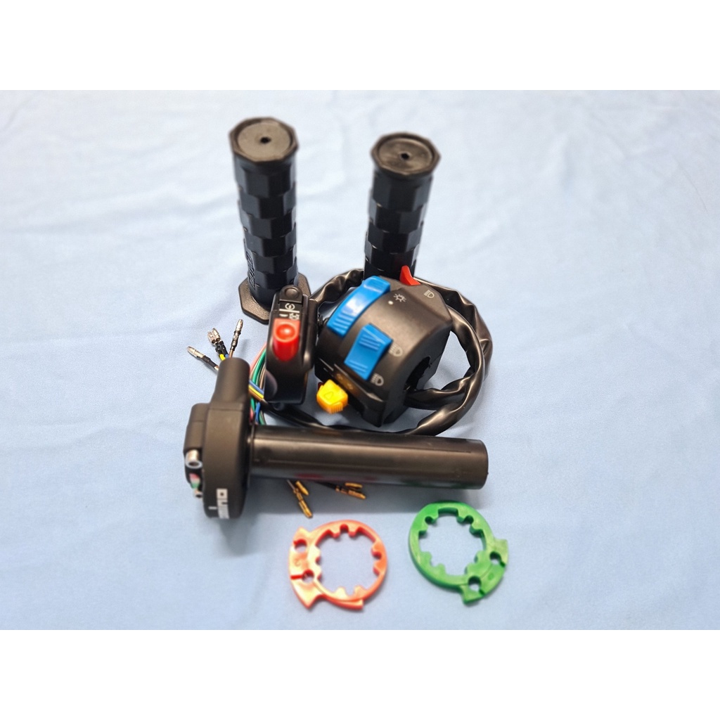 Combo Cùm FZ Trái Phải + Cùm Tăng Tốc domino + Bao Tay Daytona gắn mọi loại xe máy có phân loại màu
