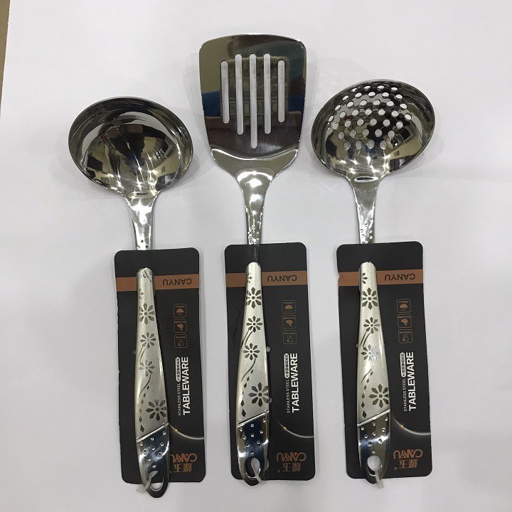 Bộ 4 Món Muôi Múc Canh , Xẻng Xào Inox 304 Cao Cấp Họa Tiết Cán Hoa ( Muôi Thủng - Muôi Canh - Xẻng Xào - Xẻng Lật )