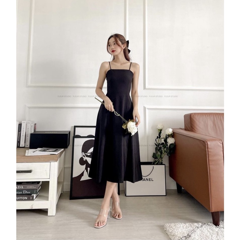 ĐẦM HAI DÂY ĐEN CUT OUT LƯNG XINH XẮN - PHELINA DRESS