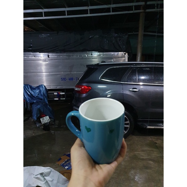 Ly sứ có quai. Hàng Khuyến mãi.