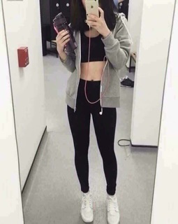 Quần legging F21