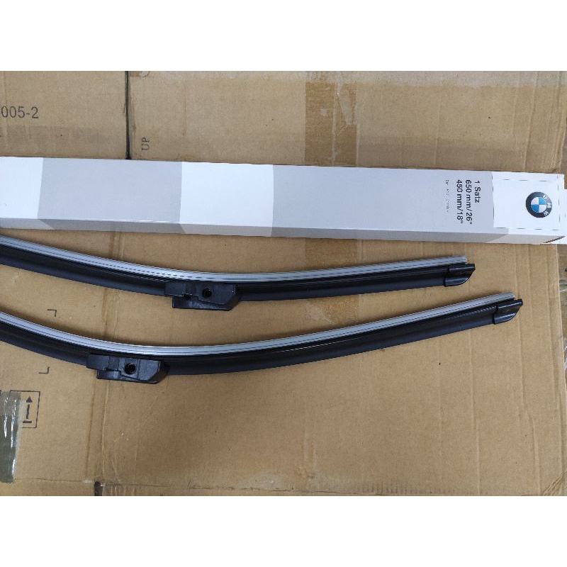 Gạt mưa dùng cho xe BMW 320i (F30, F31), 520i (F10), X5, X6 (E70, E71)