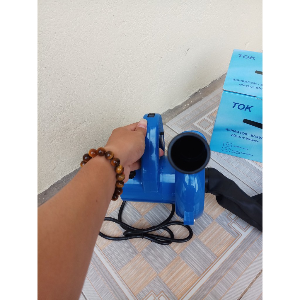 Máy thổi bụi TOK 1003 1000W. 6 cấp thổi tiện dụng