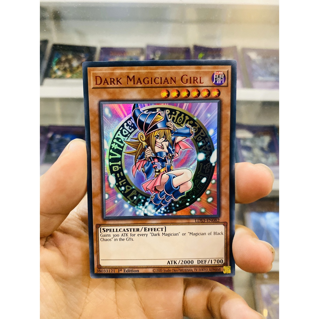 Thẻ Bài Yugioh Mã Lds3 En082 Dark Magician Girl Ultra Rare Red 1st Edition Shopee 0239