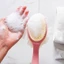 Cây bàn chải cọ lưng kèm bông tắm - Tiện dụng