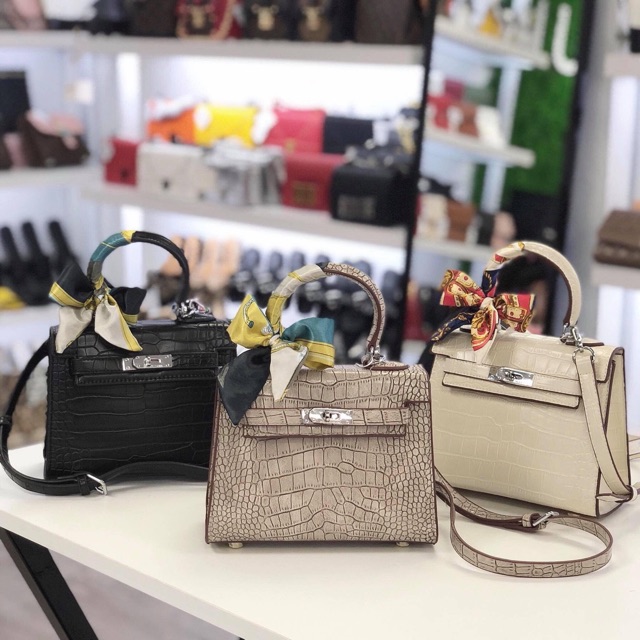 Túi da rắn size 21 bản đẹp ( có hộp) | Shopee Việt Nam