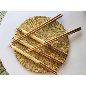 Combo 10 Đôi Đũa Gỗ Dừa Tự Nhiên Dùng Cho Gia Đình, Nhà Hàng, Quán Ăn