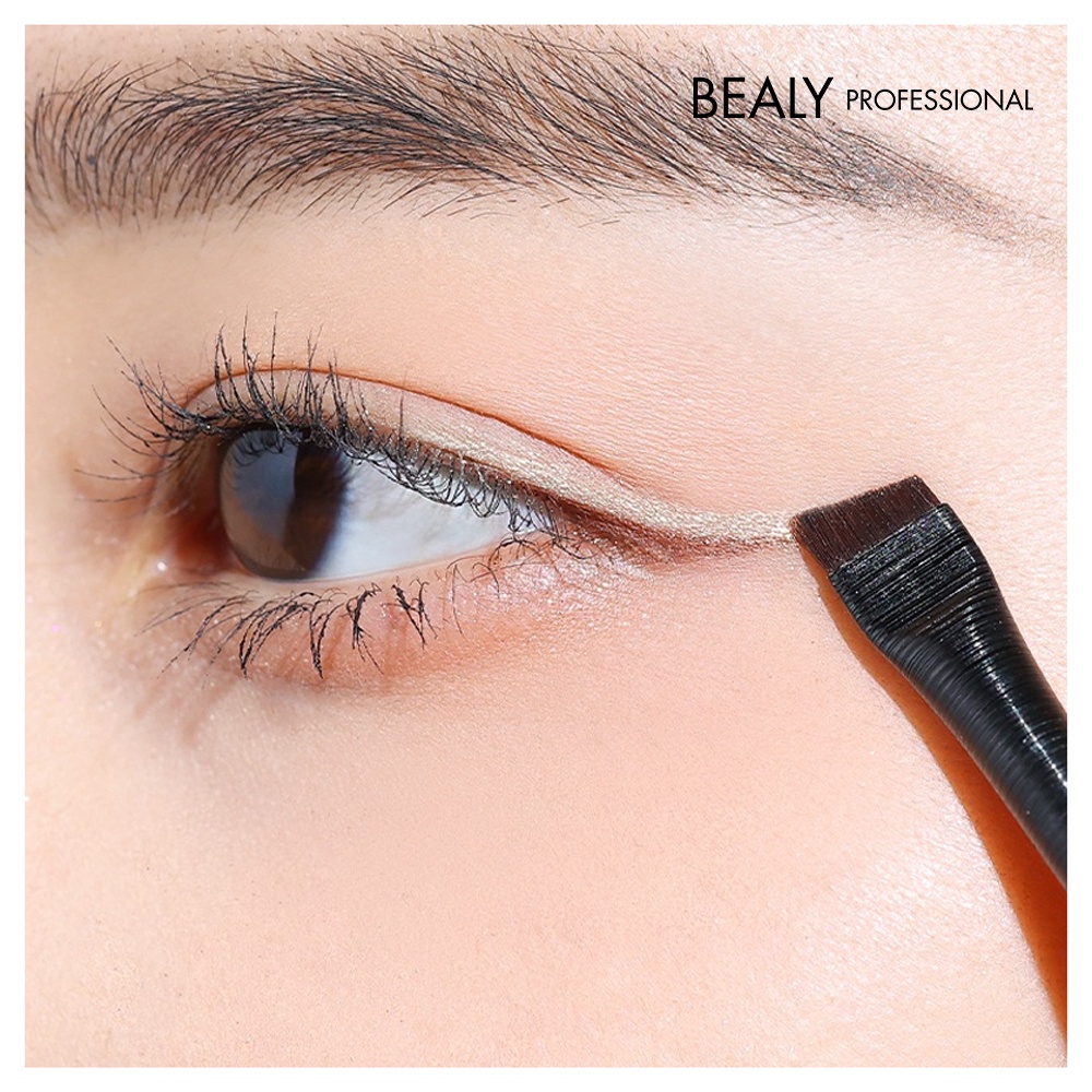 Ảnh CỌ ĐÁNH BỌNG MẮT VẼ EYELINER SIÊU MẢNH 2