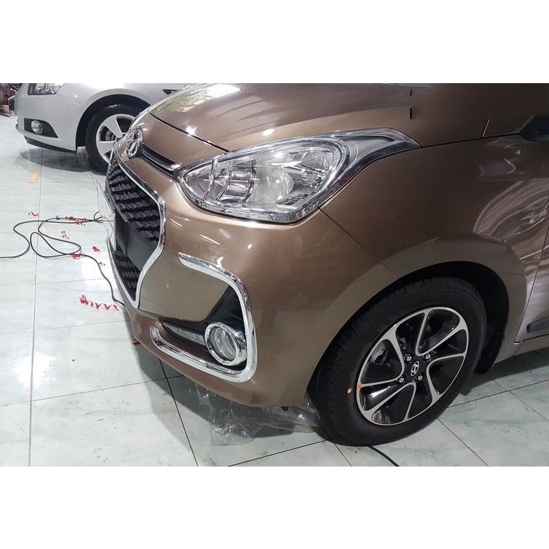 Ốp viền đèn gầm trước, sau xe Hyundai i10 2017-2020 - Hatback