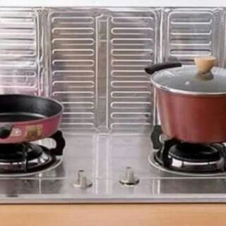 Miếng chắn gió dầu mỡ bếp gas tráng nhôm tiện ích gia đình