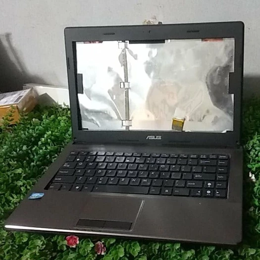 Vỏ cũ laptop asus x44h - xaclaptop