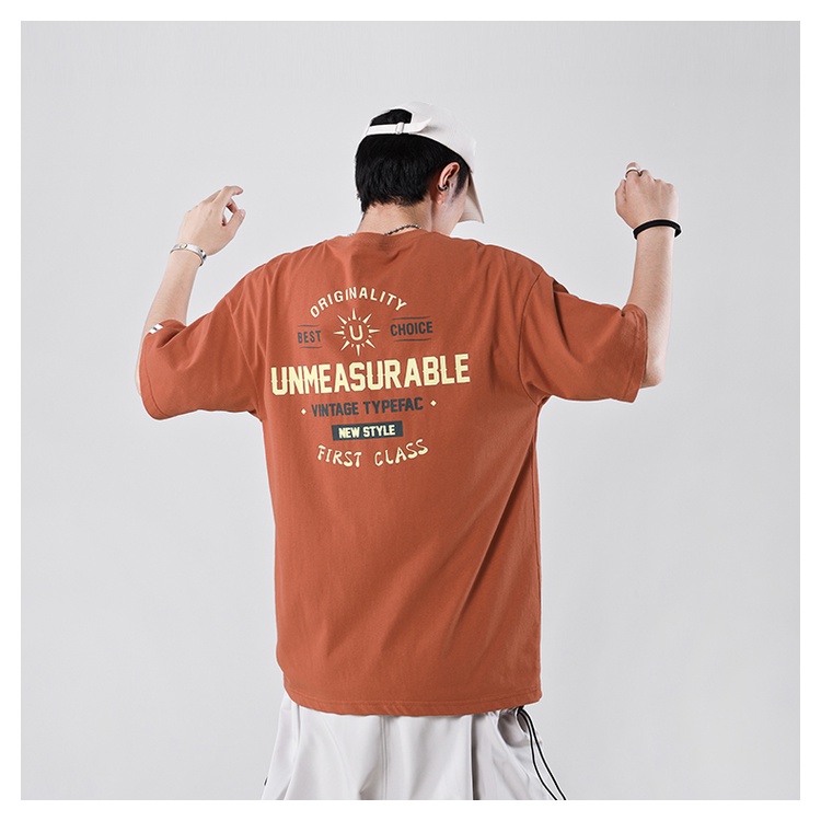 Áo Thun Nam HappyTee - Áo phông nam form rộng tay lỡ xanh rêu in Unmeasurable vải cotton 100 cao cấp