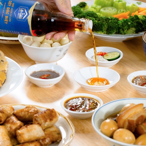 Ảnh Set Tinh hoa ẩm thực biển 1 (Combo thùng 6 chai Nước mắm cốt đặc biệt Lê Gia thủy tinh 525ml) 3