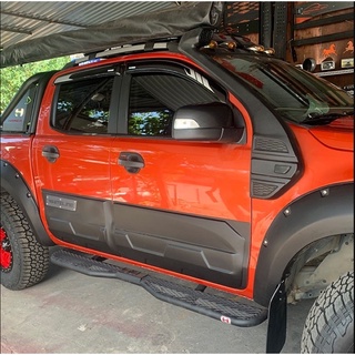 Vè Che Mưa Xe Ford Ranger 2014 - HIỆN NAY,  2 màu nhựa đen pha trắng, hàng Thái Lan