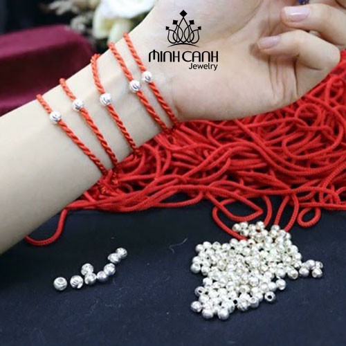 Ảnh Vòng Tay Chỉ Đỏ Mix Bi Bạc Ta Mang Lại May Mắn - Minh Canh Jewelry 1