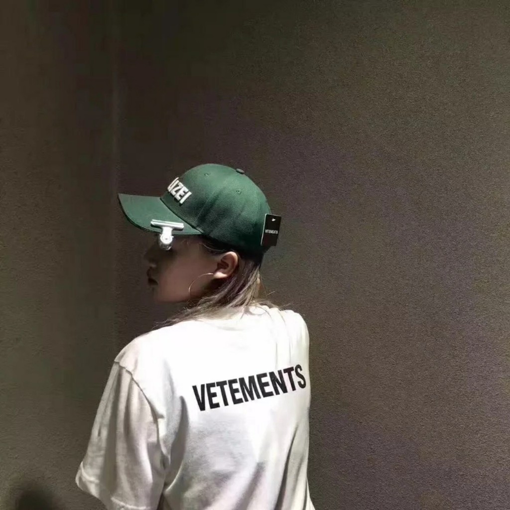 Áo thun Stee Cổ tròn chữ phản quang VETEMENTS STAFF Localbrand ICVCVNI Unisex