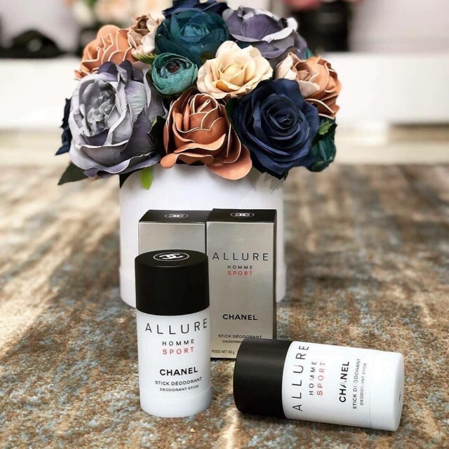 Lăn khử mùi Chanel nữ