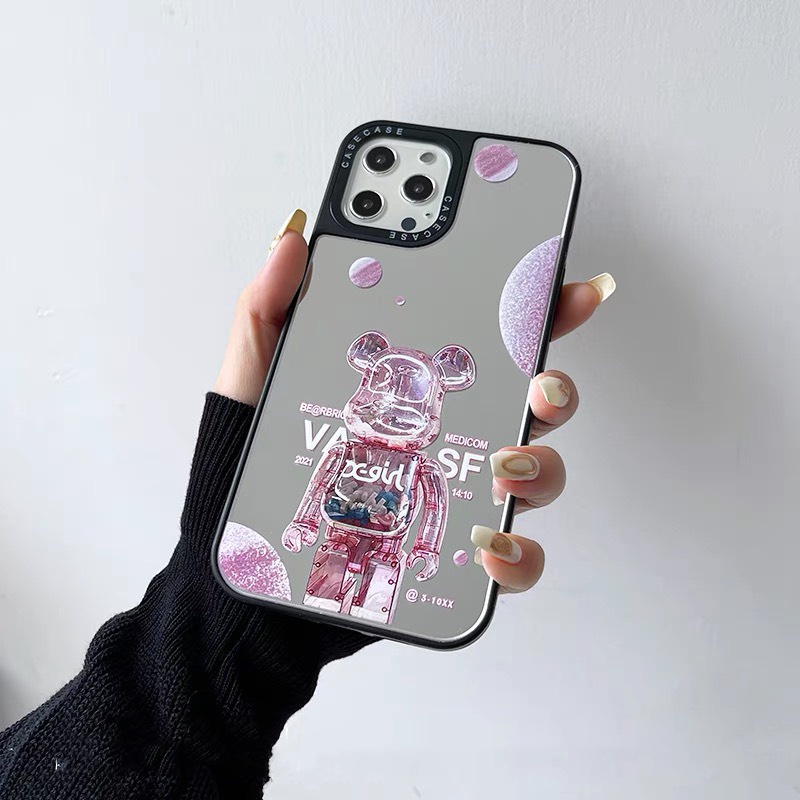 Ốp gấu Bearbrick ( màu xanh và màu hồng )