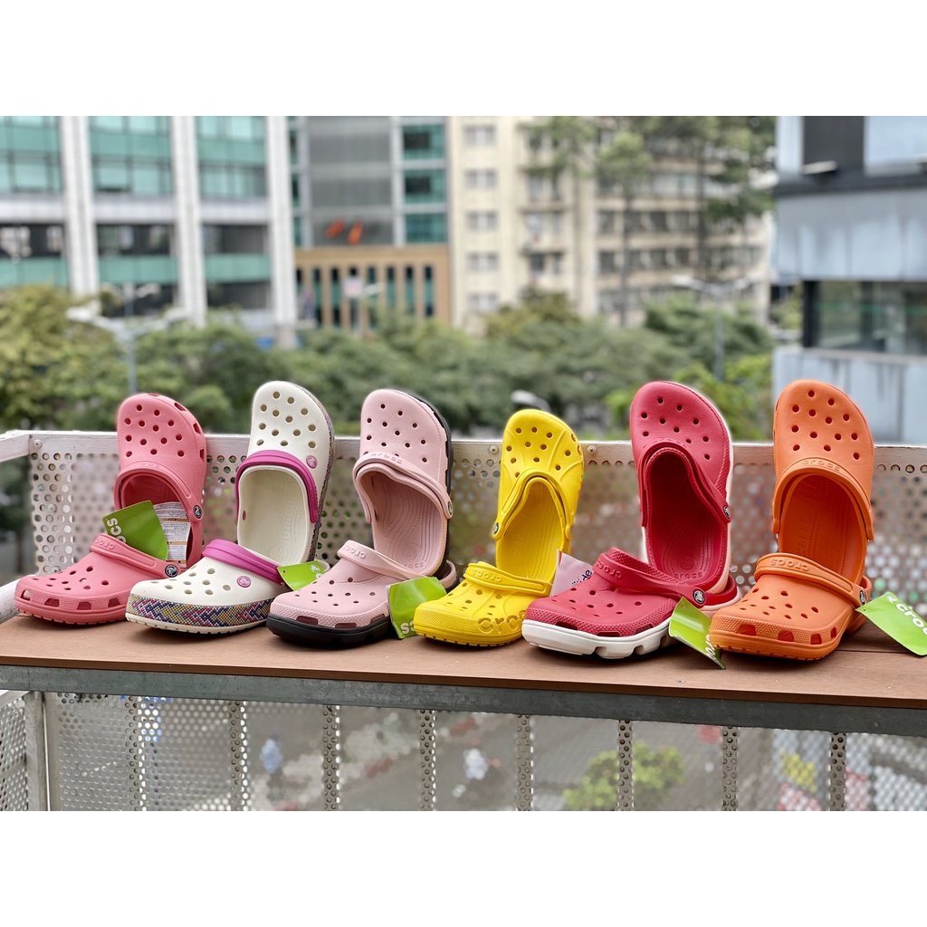 Dép Crocs, Giày Sục Crocs Nam Nữ, Dép cá sấu Crocs, Giày nhựa đi mưa |  Shopee Việt Nam