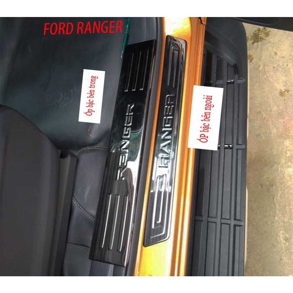 Ốp bậc cửa, nẹp bước chân trong, ngoài xe Ford Ranger 2014 - 2023 chất liệu titan cao cấp