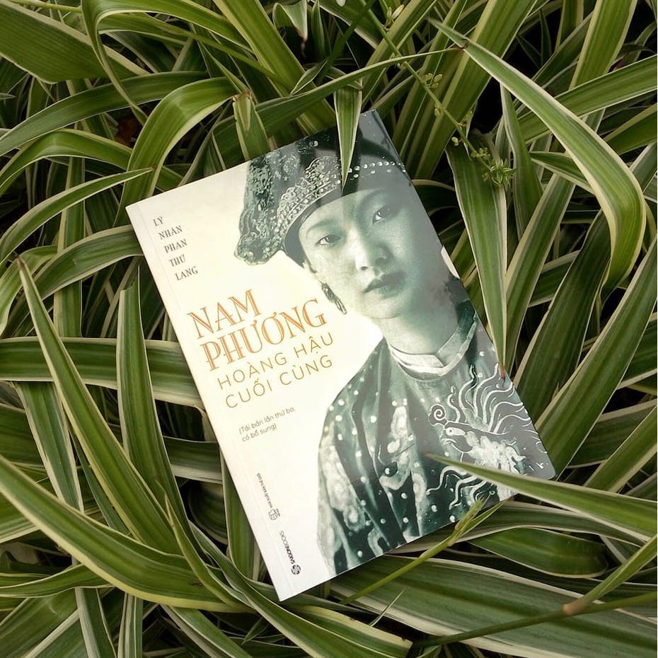 Sách - Nam Phương - Hoàng Hậu Cuối Cùng - Lý Nhân Phan Thứ Lang