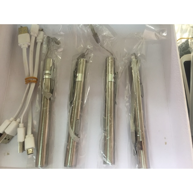 Đèn pin mini siêu sáng kèm dây sạc | Shopee Việt Nam