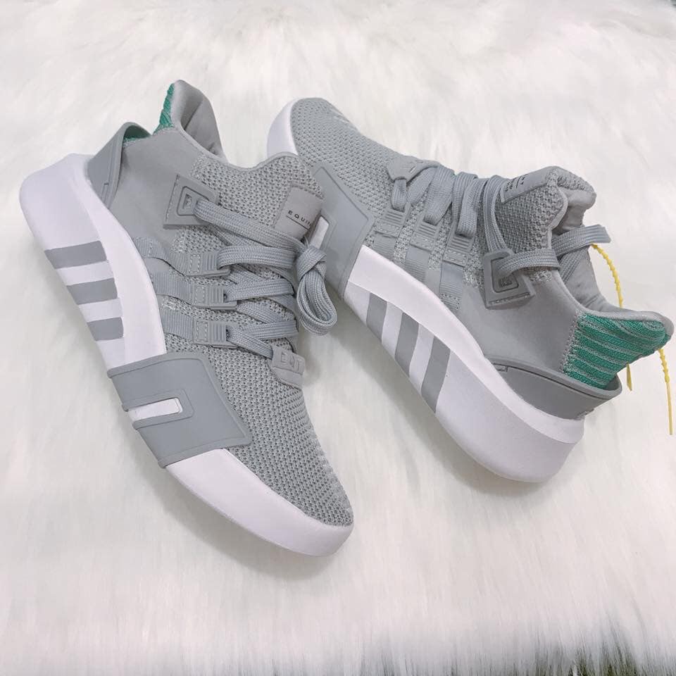 Giày eqt nam xám sales
