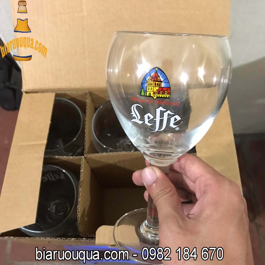 Ly Uống Bia Leffe: Bí Quyết Tận Hưởng Bia Bỉ Trọn Vẹn