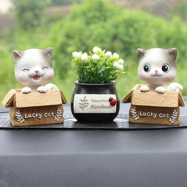 Decor mèo lucky cat dễ thương trang trí taplo ô tô, phụ kiện xe hơi sáng tạo, hoặc để bàn làm việc có tặng kèm sáp thơm
