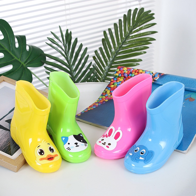 Ủng đi mưa bé lớn UN0204