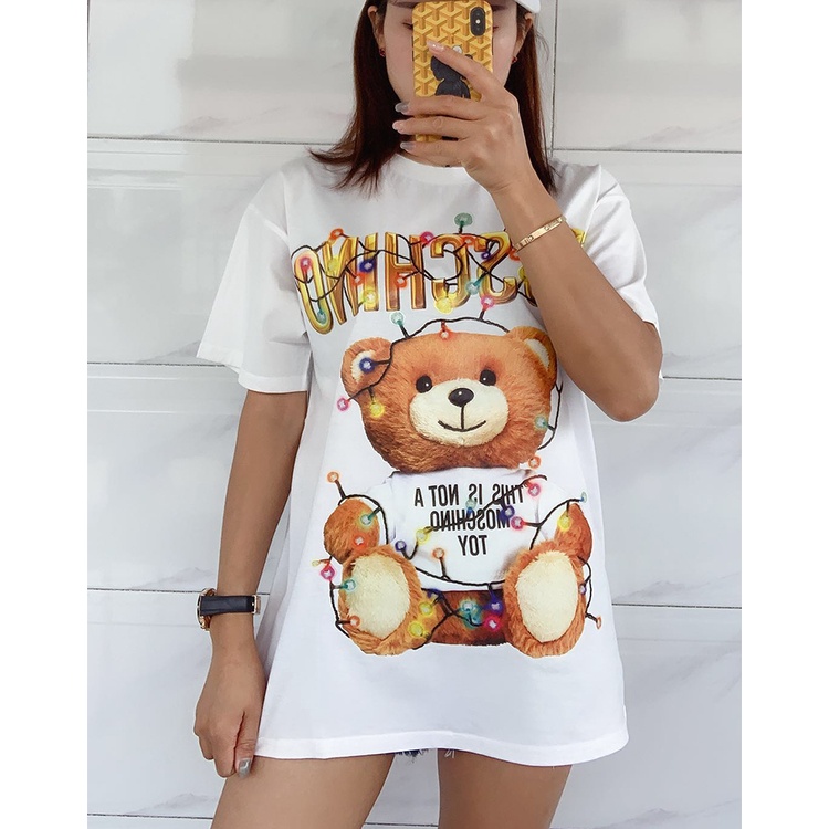 Áo thun nữ fom rộng oversize Moschino Giáng Sinh