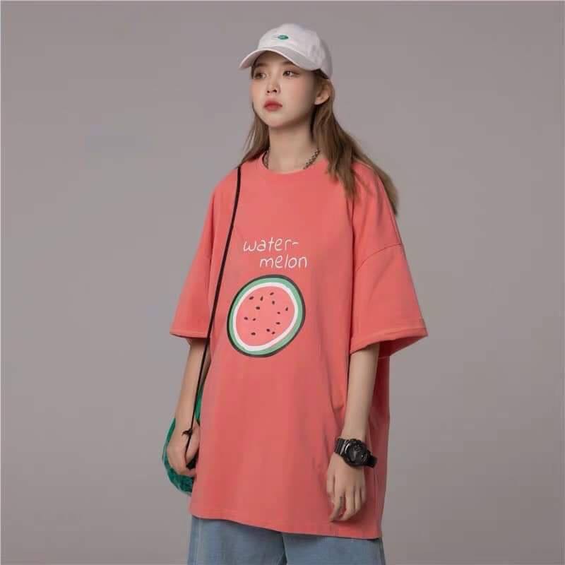 Áo thun unisex nữ tay lỡ form rộng họa tiết trái cây freesize màu đỏ xanh lá vàng nhạt - trái cây