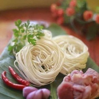 Bánh canh bột mì khô (MÌ VẮT) Phước Hạnh Huế gói 400g dùng nấu món chay và mặn đều được