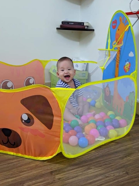 (XẢ KHO )Nhà bóng có khung bóng rổ năng động cho bé