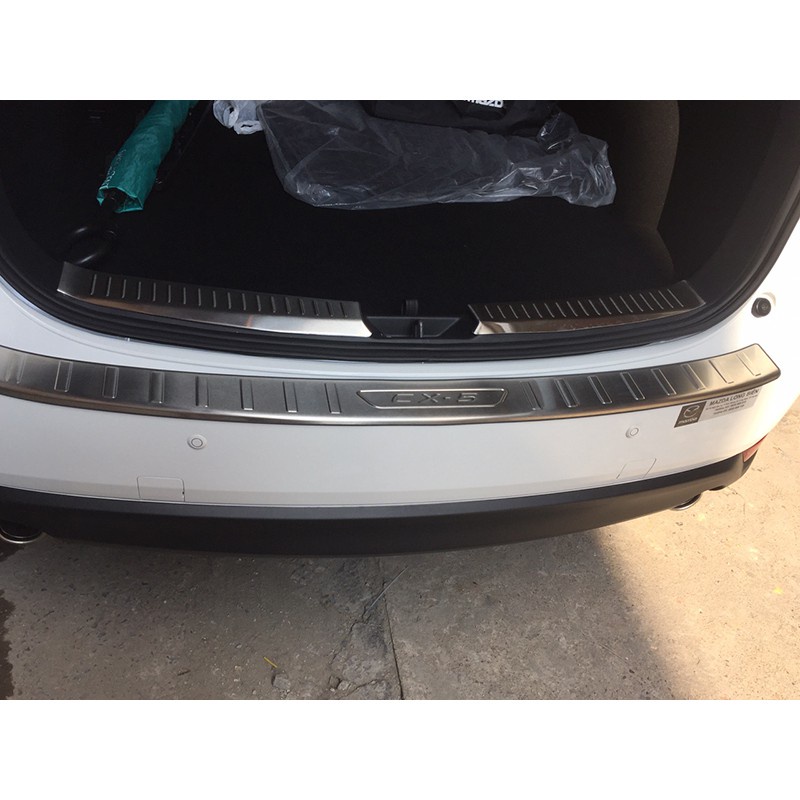 Ốp chống trầy cốp trong, ngoài xe Mazda CX5 2018 - 2022, 2023, 2024, 2025 chất liệu INOX cao cấp, sáng bóng