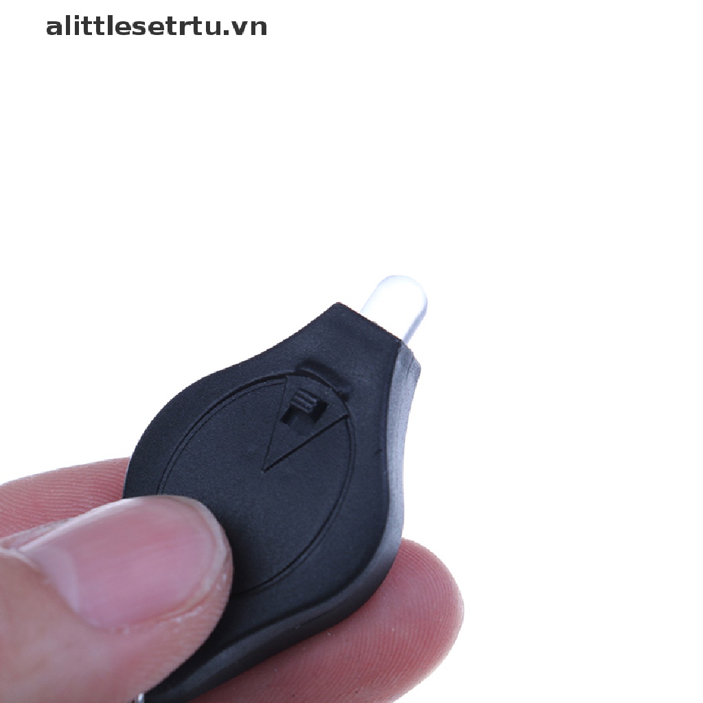 Móc Khóa Đèn Led Siêu Sáng Dạng Bóp Tiện Dụng Cho Cắm Trại