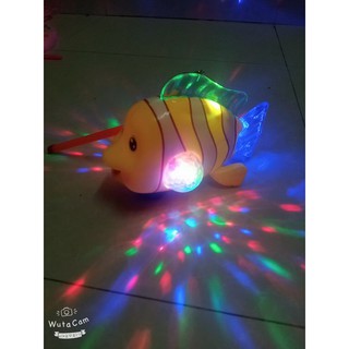 Lồng đèn trung thu cá cảnh chất liệu đẹp cho bé