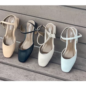Giày sandal nữ 3 phân gót vuông bít mũi kiểu dáng giày mũi vuông hở gót phong cách Hàn Quốc _S1004HC