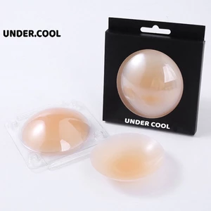 Miếng Dán Ngực UNDERCOOL silicon tàng hình tự sinh nhiệt (Hộp đen 2 miếng) DT01