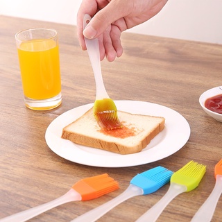 Chổi quét dầu ăn silicon chịu nhiệt dùng phết bơ mỡ cho khuôn làm bánh, nướng thịt, nồi chiên không dầu 88305
